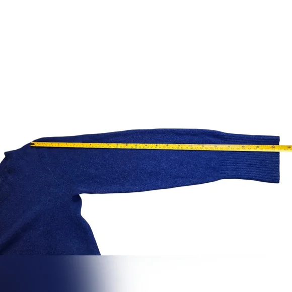 J.Crew Women’s Extra-Soft Blue Knit Sweater Pullover Acrylic Polyamide Size M - Picture 5 of 8